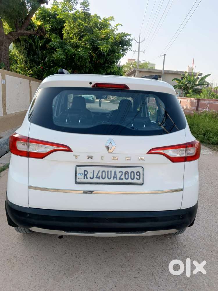 Renault Triber Rxl, 2023, Petrol