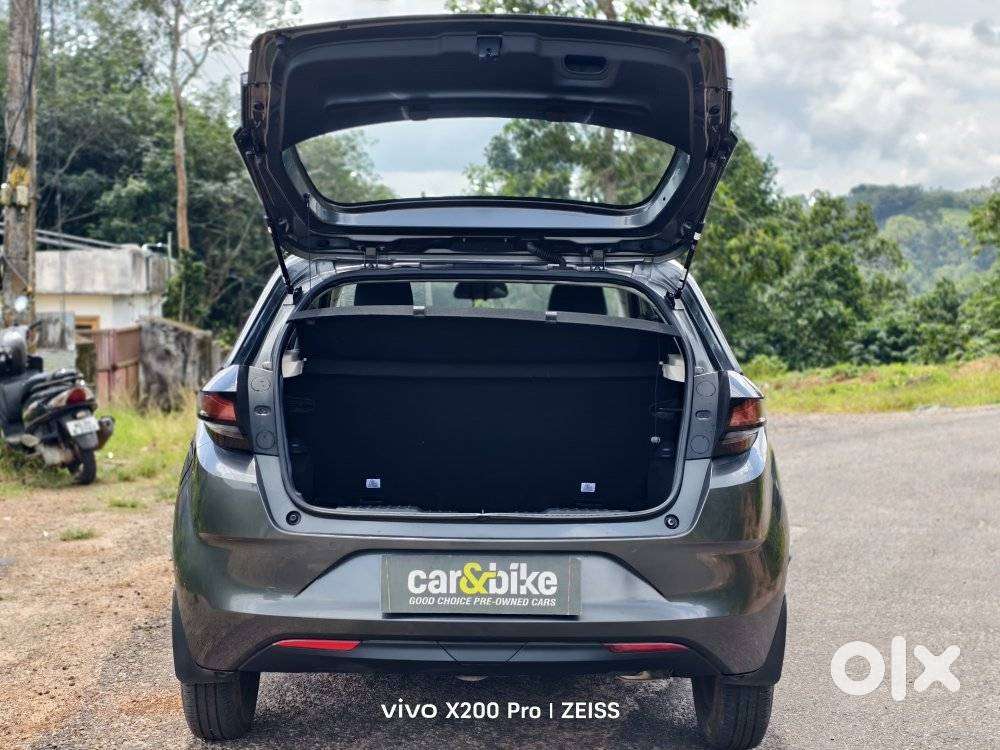 Tata Altroz 1.2 Xt I-turbo Petrol, 2023, Petrol