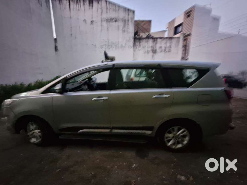 Toyota Innova Crysta 2018 Diesel Well Maintained