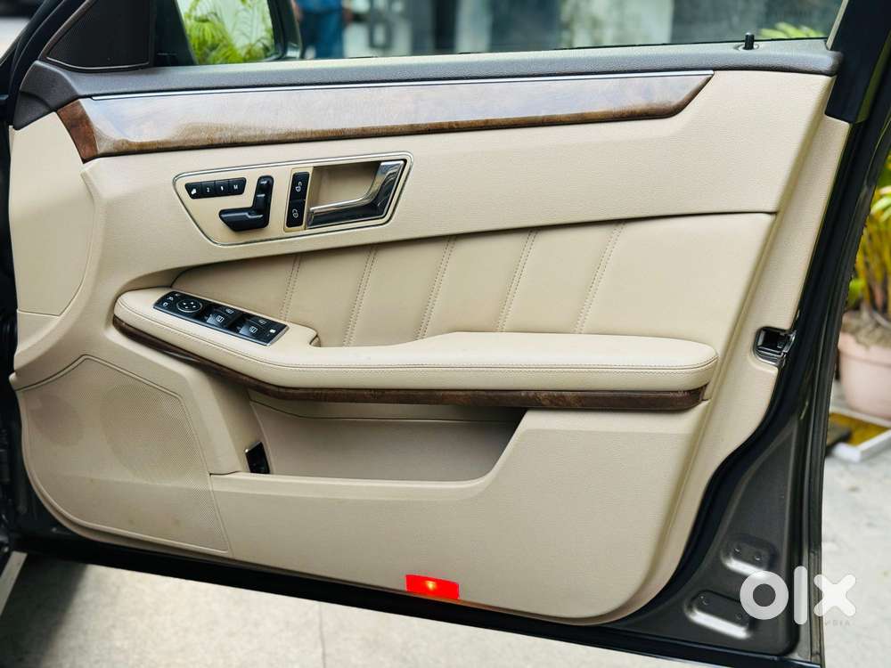 Mercedes-benz E-class 200, 2011, Petrol