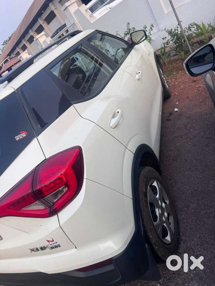 Mahindra Xuv300 2022 Diesel Well Maintained