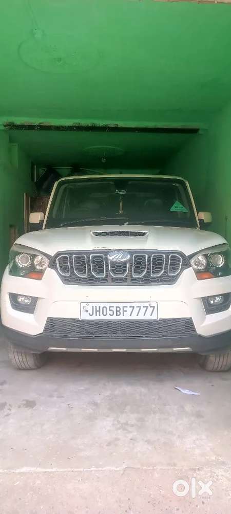 Mahindra Scorpio 2015