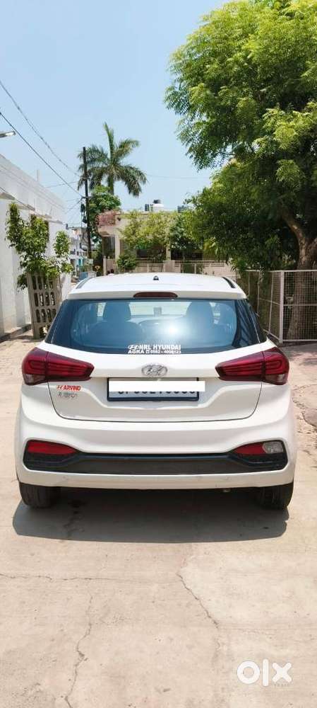Hyundai I20 Petrol Cvt Magna Executive, 2018, Petrol