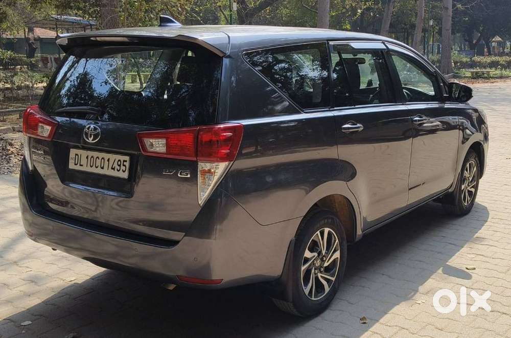 Toyota Innova Crysta