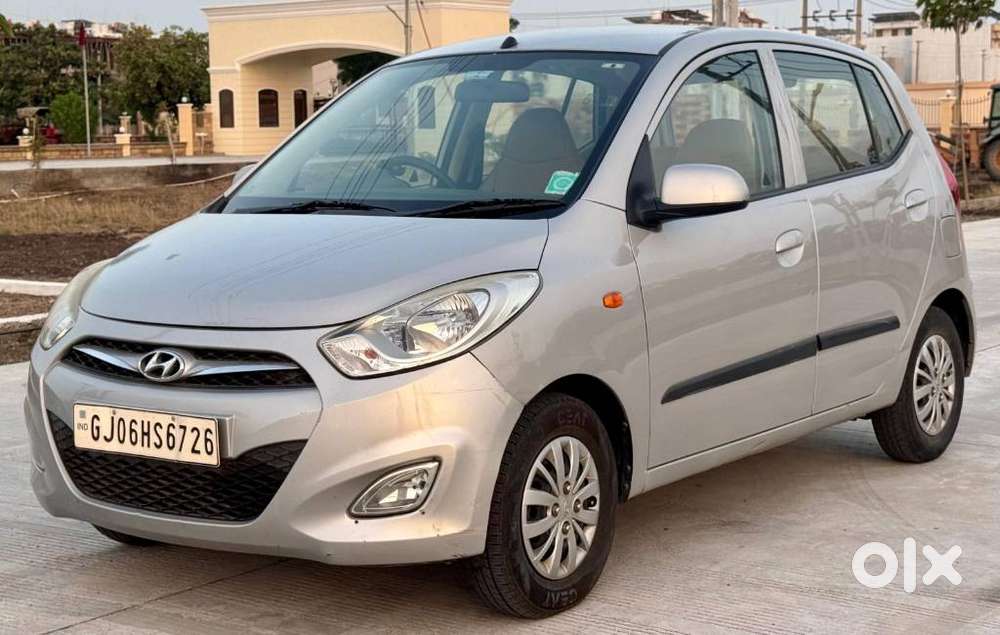 Hyundai I10 Sportz, 2015, Petrol