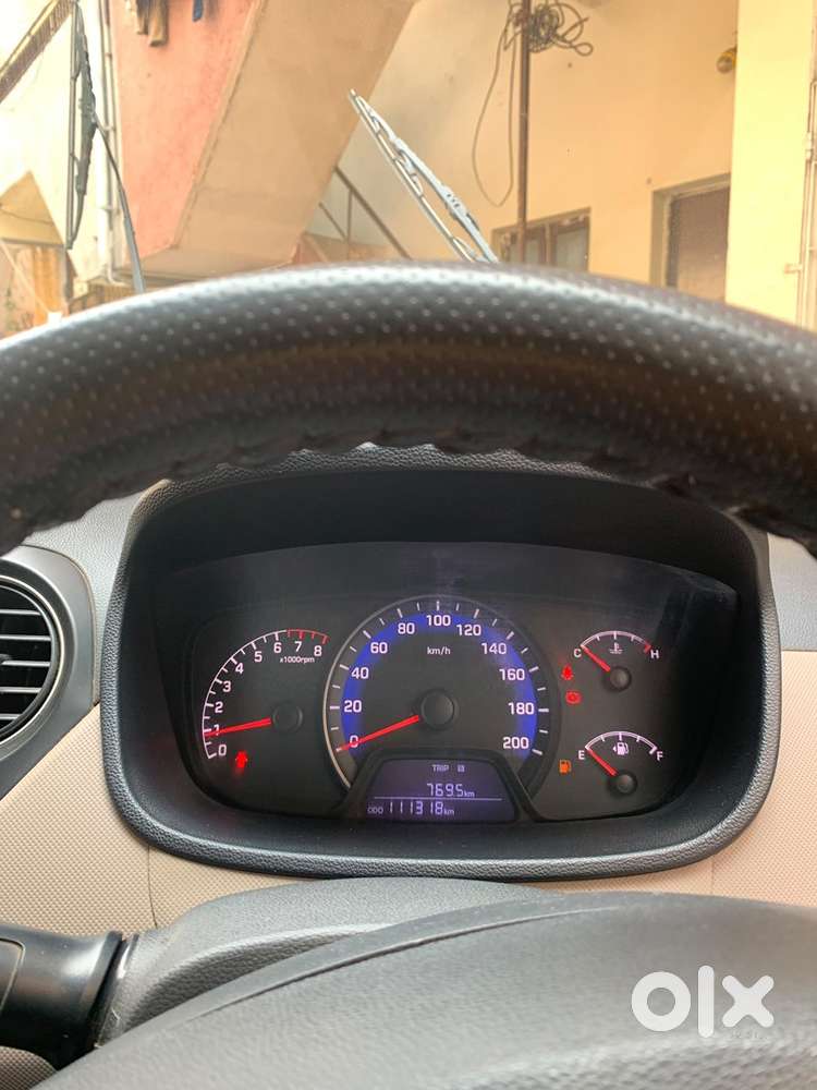 Hyundai Xcent 2018 Petrol