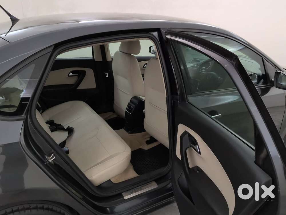 Volkswagen Vento 1.6 Highline, 2021, Petrol