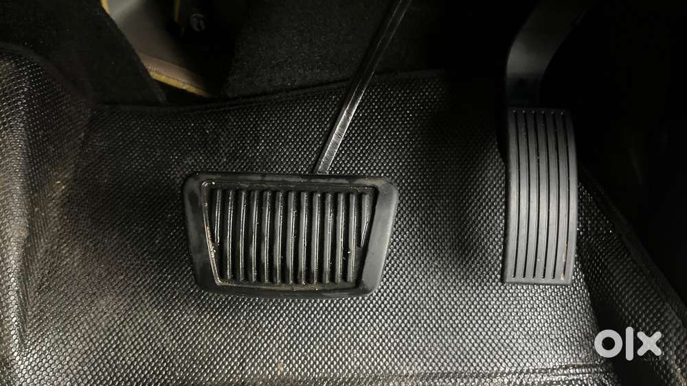 Kia Sonet Htx D, 2023, Petrol