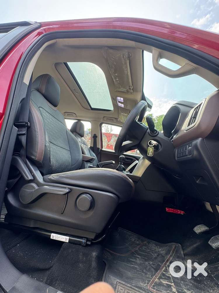 Mahindra Scorpio N Z6 Diesel Mt 2wd 7 Str, 2023, Diesel