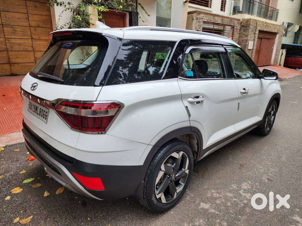 Hyundai Alcazar Platinum, 2021, Petrol