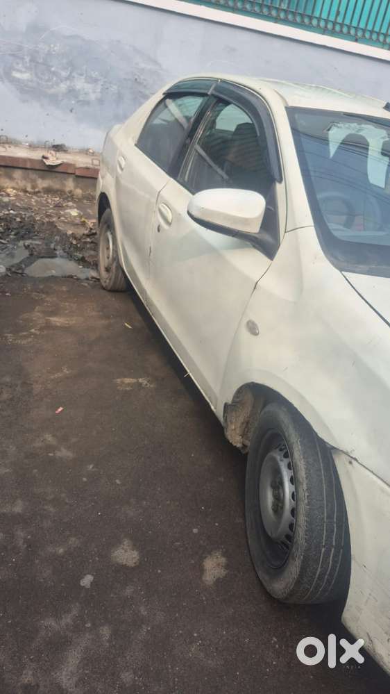 Toyota Etios 2010-2012 V, 2011, Petrol