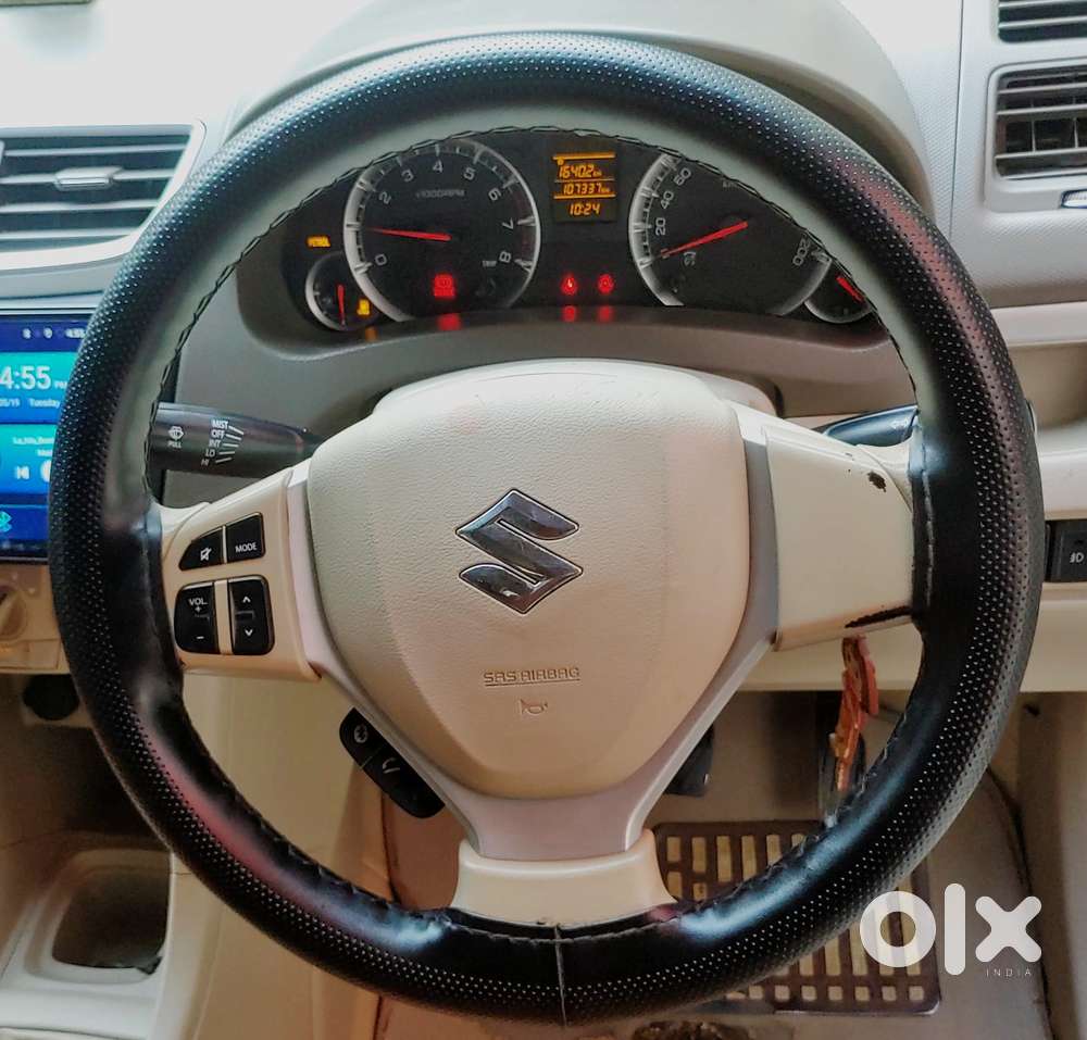 Maruti Suzuki Ertiga 1.4 Vxi Cng Anniversary Edition, 2017, Cng & Hy..