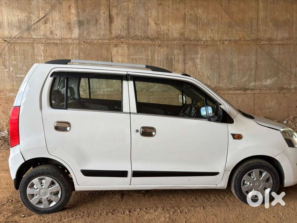 Maruti Suzuki Wagon R 1.0 Cng & Hybrids Well Maintained