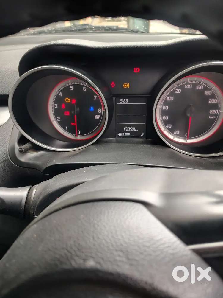 Maruti Suzuki Swift Vxi 2019
