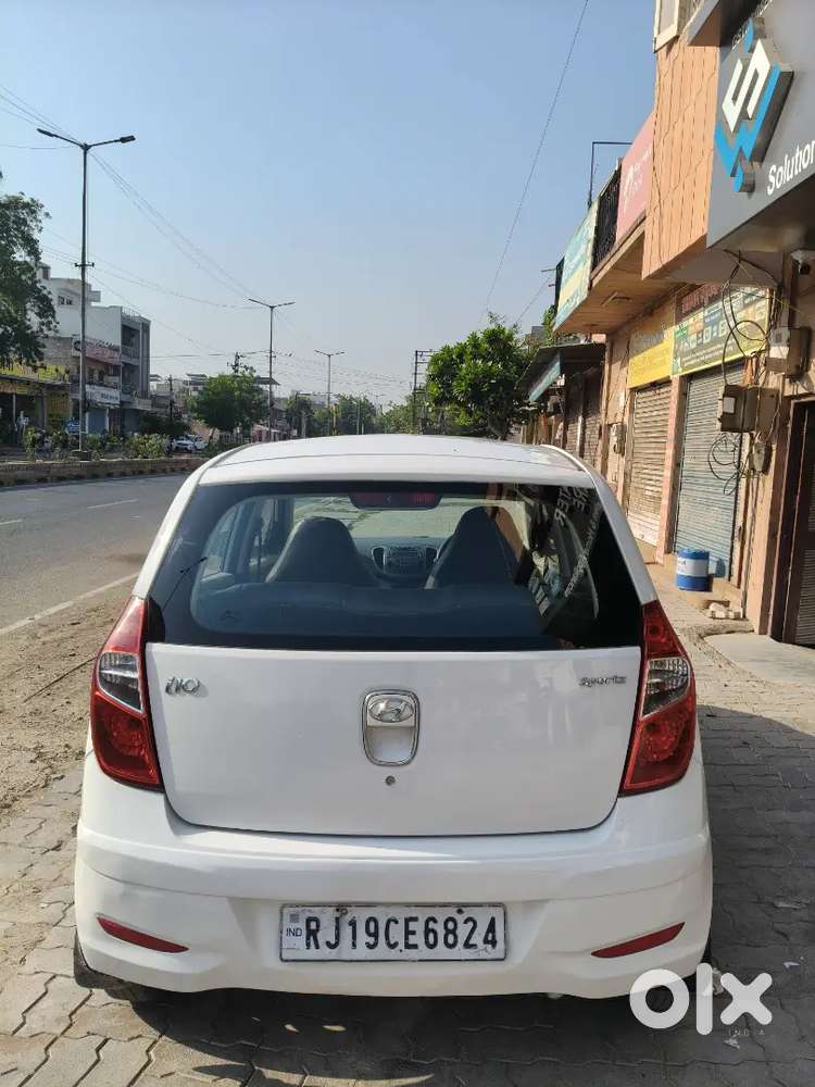Hyundai I10 Sportz Petrol 2014