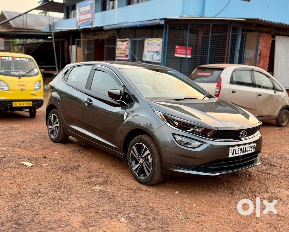 Tata Altroz Xz 2023 Dec, 2024 Reg. Diesel Well Maintained