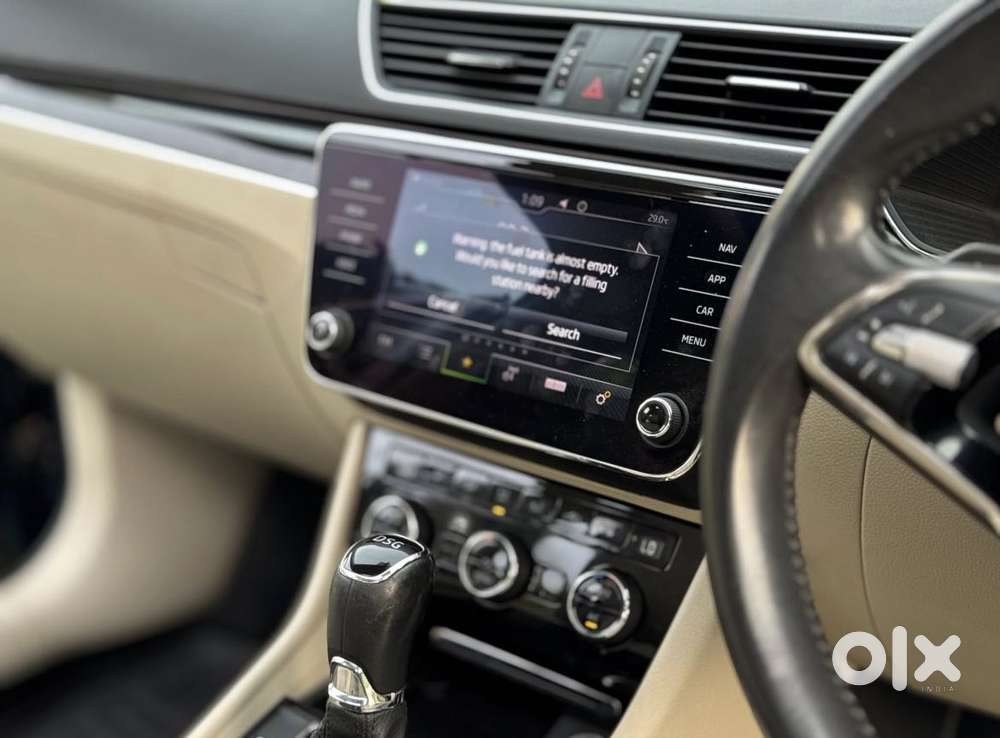 Skoda Superb Laurin And Klement 1.8, 2022, Petrol