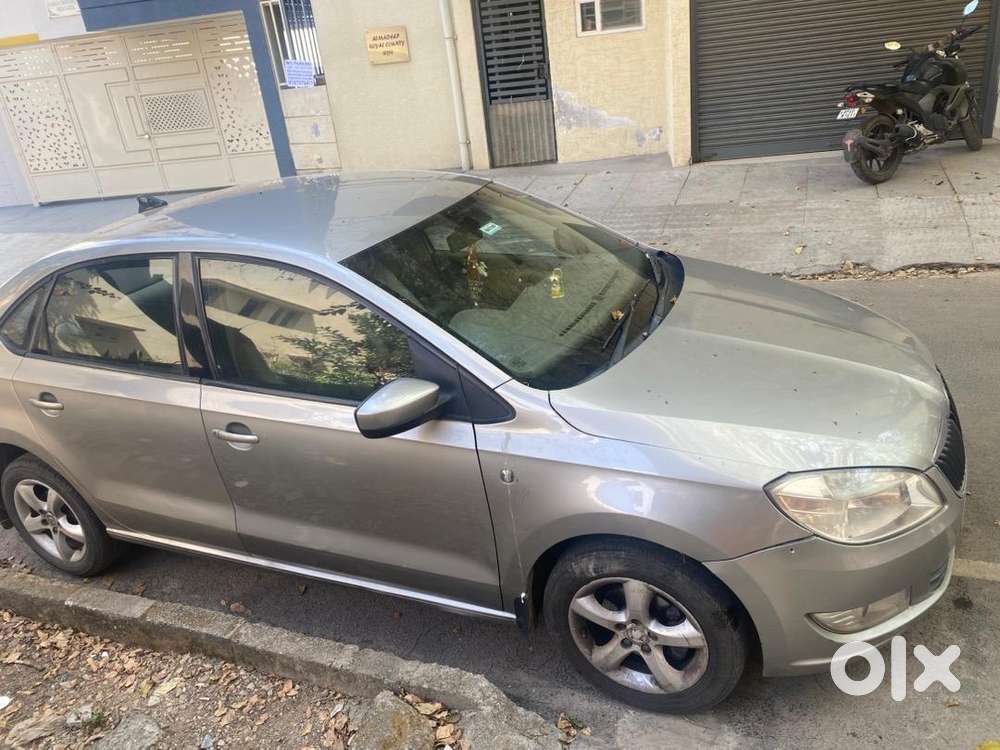 Skoda Rapid 2012 1.6 Tdi