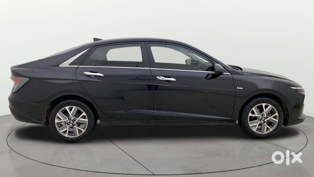 Hyundai Verna 1.5 Sx (o) Ivt, 2023, Petrol