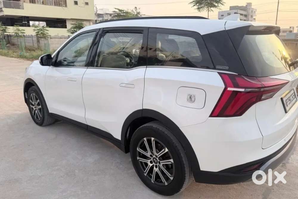 Mahindra Xuv700 Diesel 120000 Km Driven