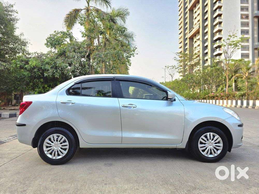 Maruti Suzuki Dzire Vxi Ags, 2024, Petrol