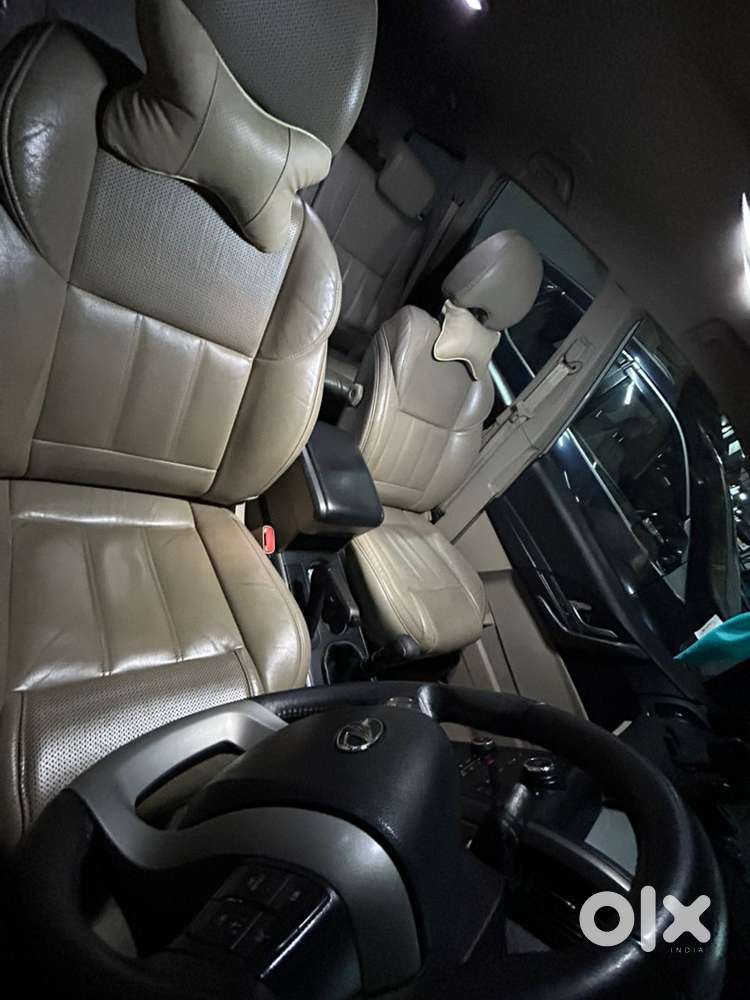 Mahindra Xuv500 W8 2016 - 1st Owner - Superb Condition