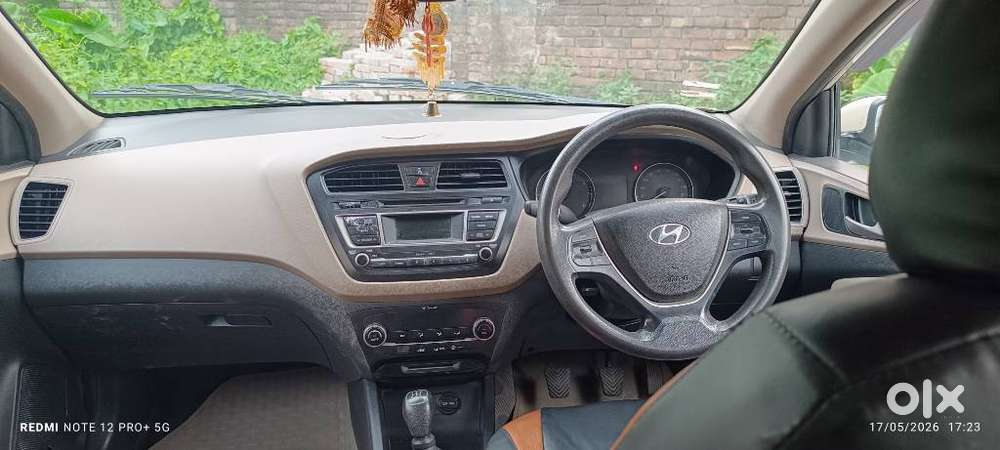 Hyundai I20 Sportz 1.2 Bs-iv, 2015, Petrol