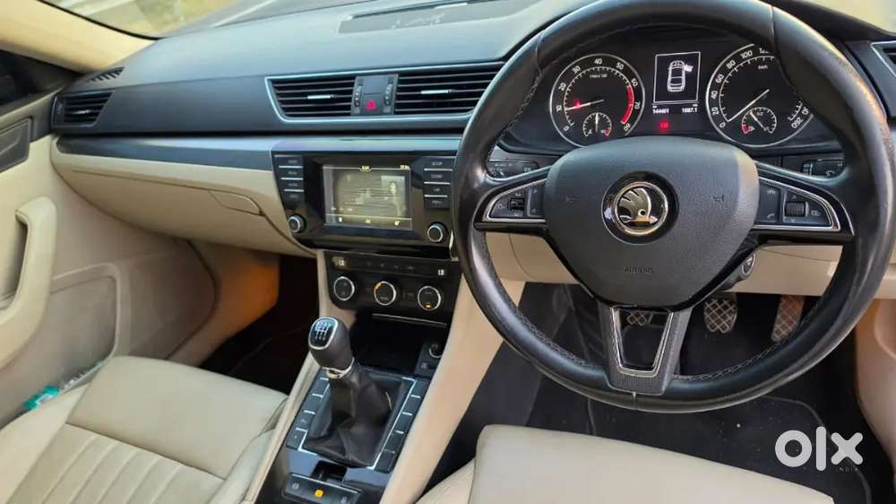 Skoda Superb Style 2016 Petrol Manual