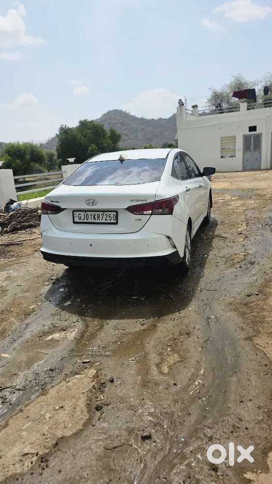 Hyundai Verna Fluidic 2012