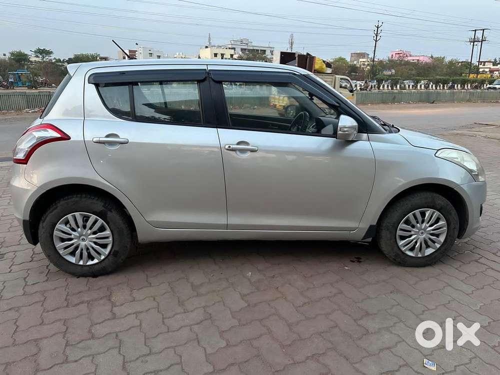 Maruti Suzuki Swift Vxi 1.2 Abs Bs-iv, 2012, Petrol