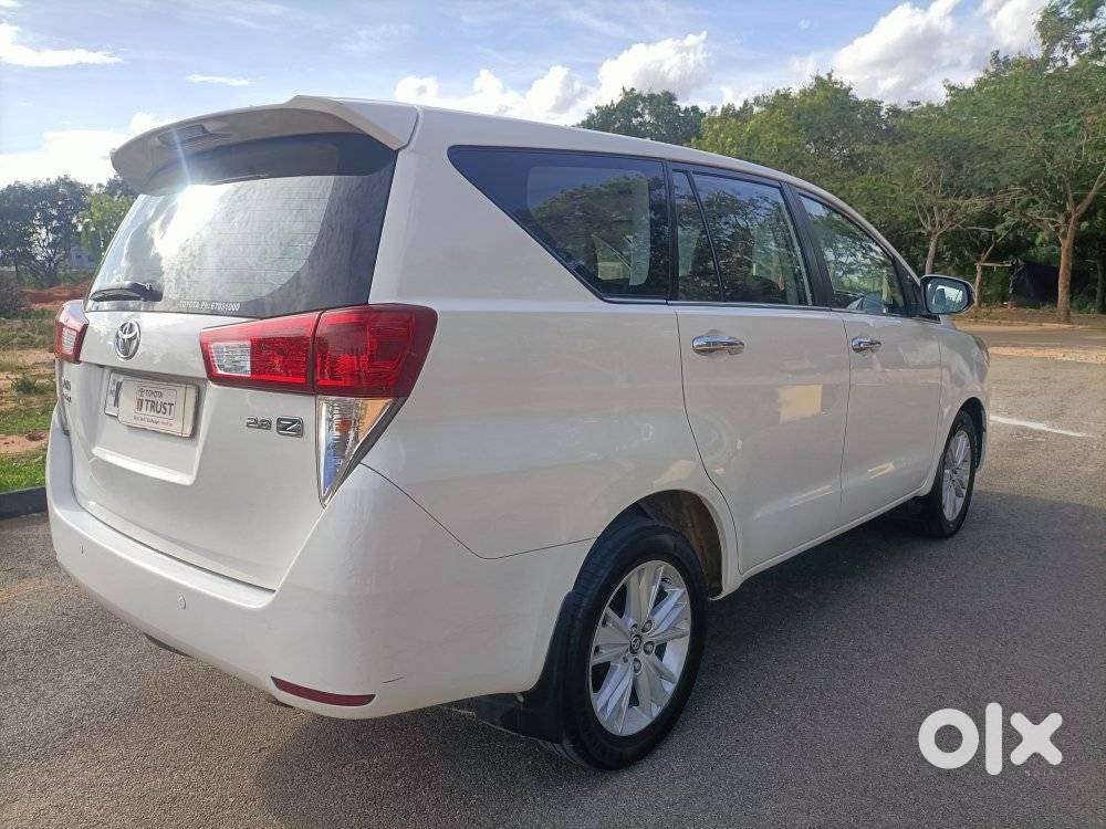 Toyota Innova Crysta 2.8z Automatic, 2017, Diesel