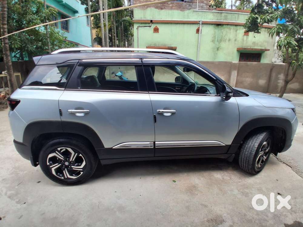 Maruti Brezza Petrol 2024
