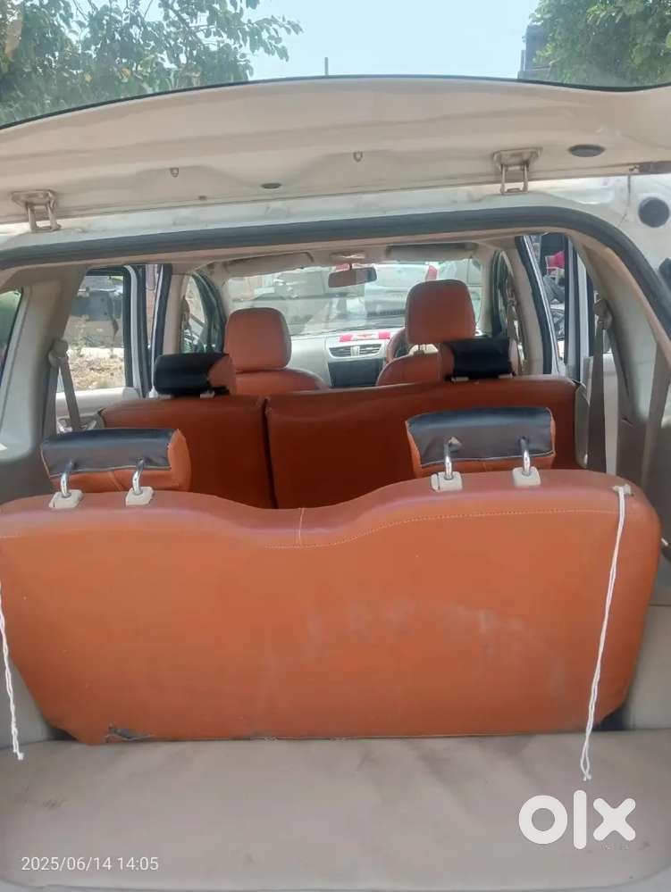 Maruti Suzuki Ertiga 2013