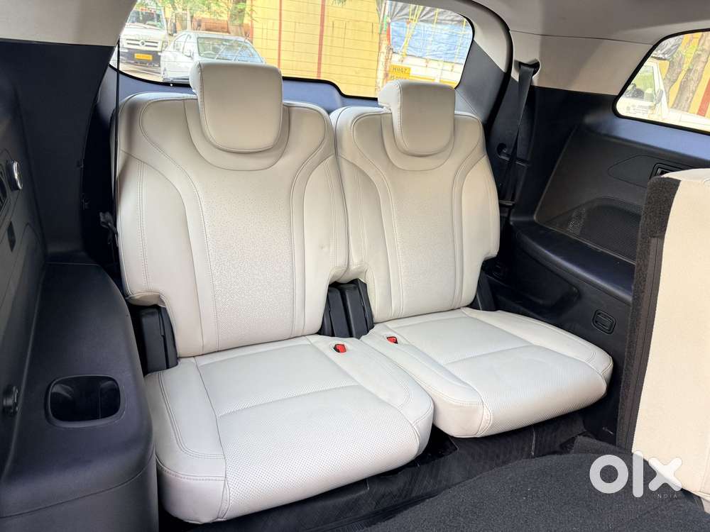 Mahindra Xuv700 2.2 Ax 7 Diesel At Str, 2022, Diesel
