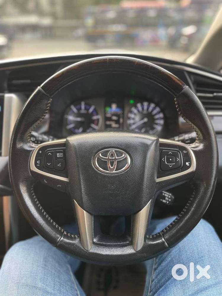 Toyota Innova Crysta