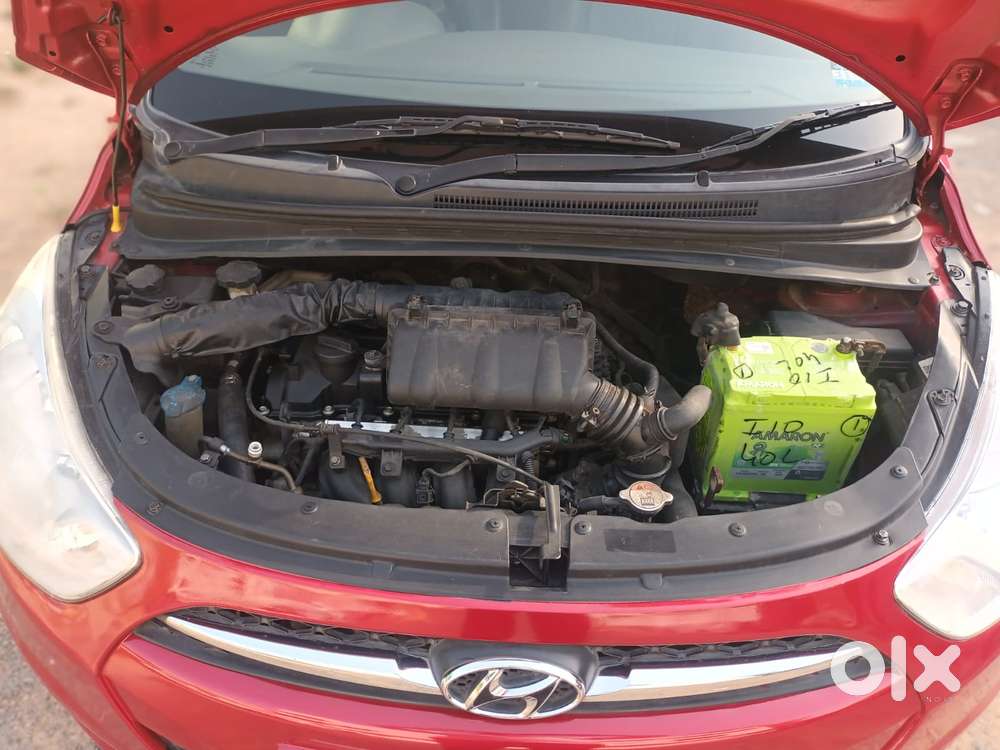 Hyundai I10 Sportz At, 2012, Petrol