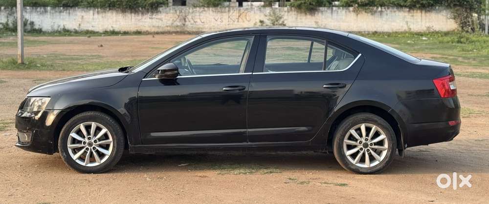 Skoda Octavia Style Plus 2.0 Tdi At, 2015, Diesel
