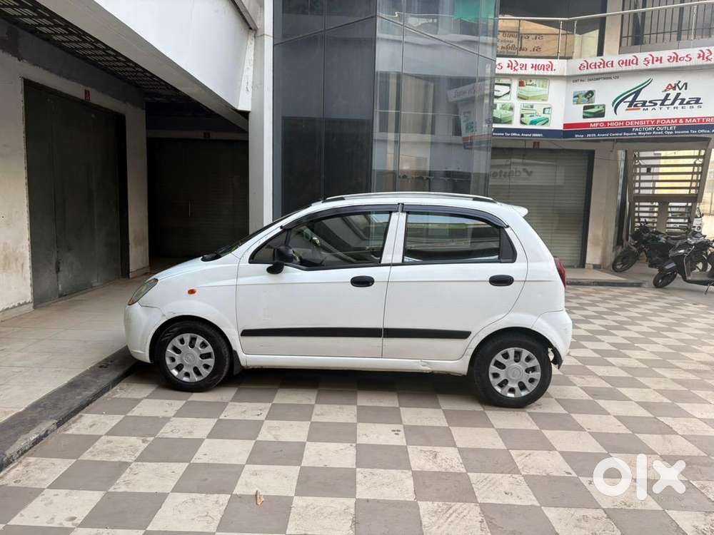 Chevrolet Spark 2011 Petrol 61000 Km Driven