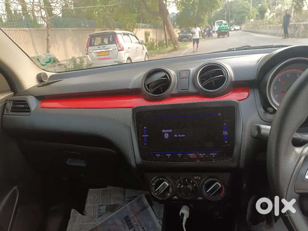 Maruti Swift Vxi New Tyre New Battery Insurance