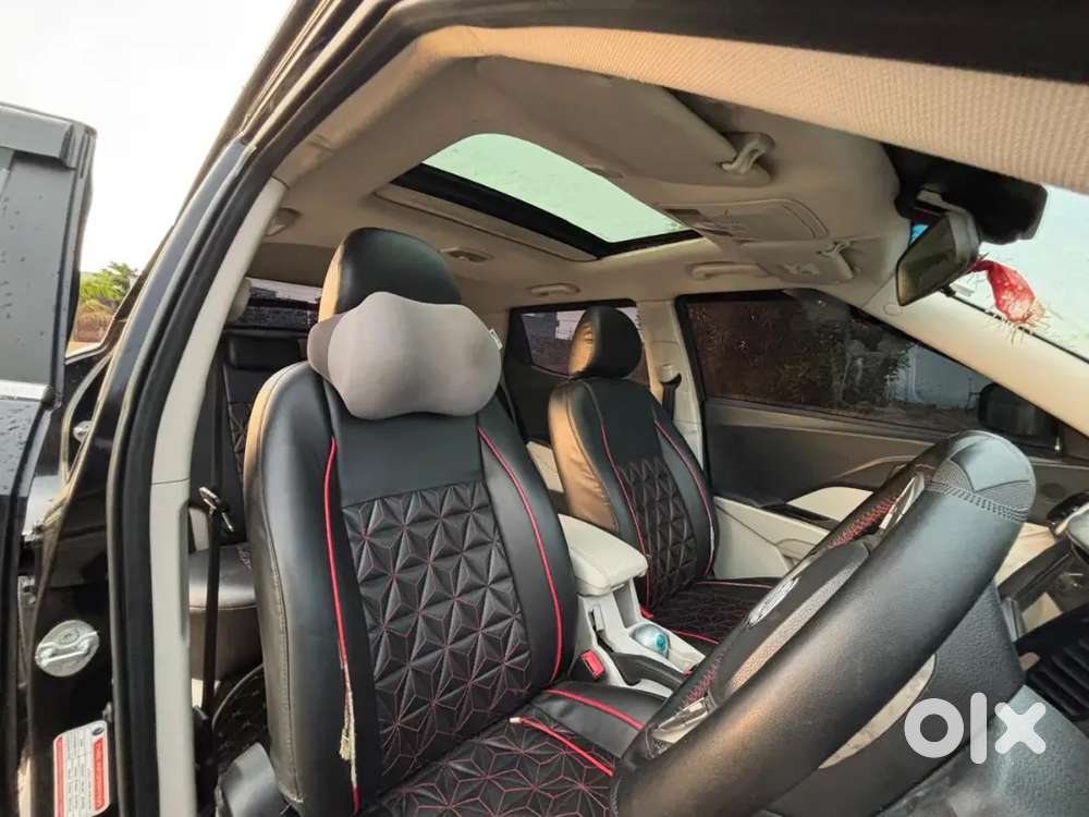 Mahindra Xuv300 2022 Diesel Well Maintained