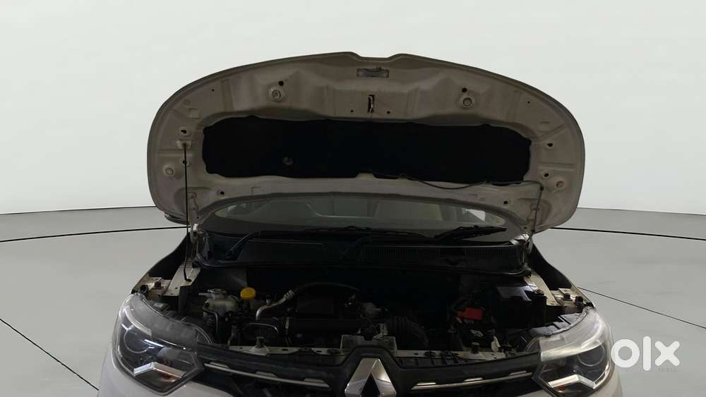 Renault Triber Rxt, 2023, Petrol