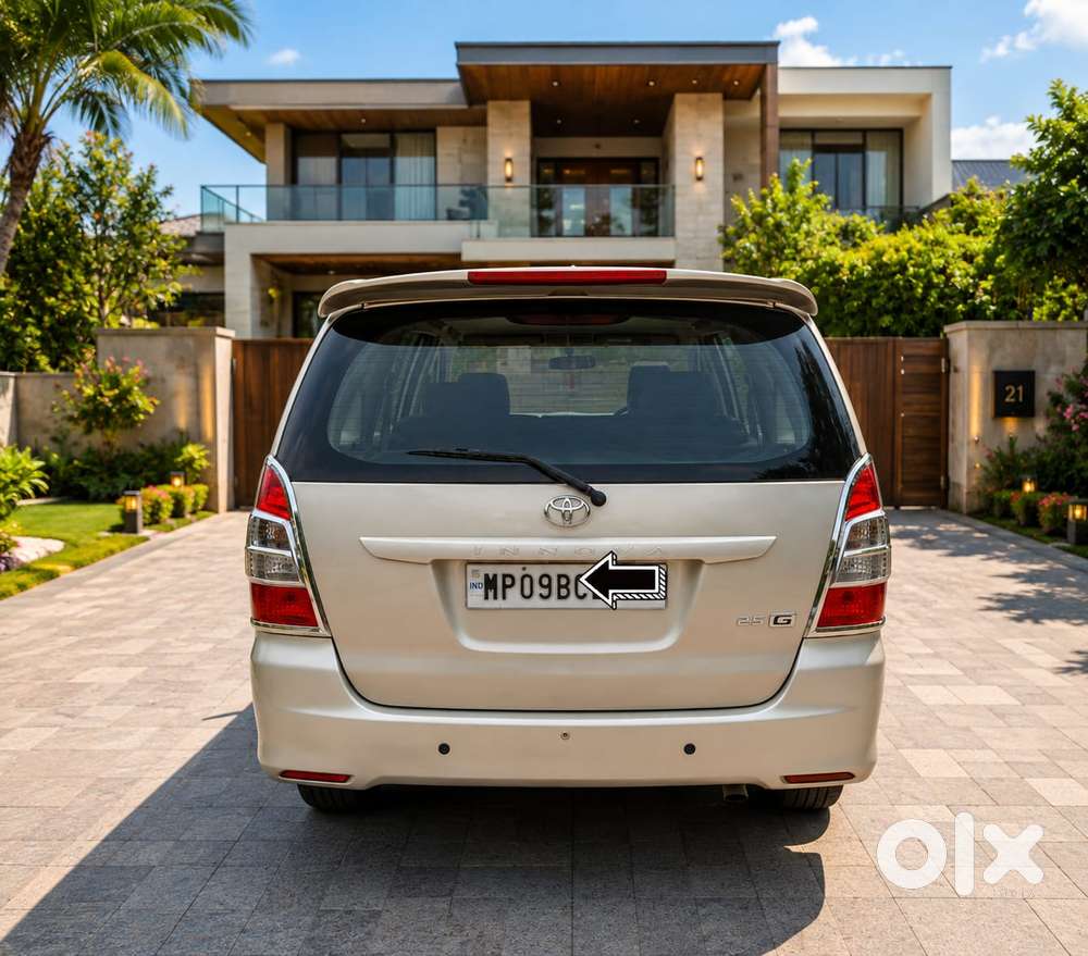 Toyota Innova 2.5 G (diesel) 8 Seater, 2013, Diesel
