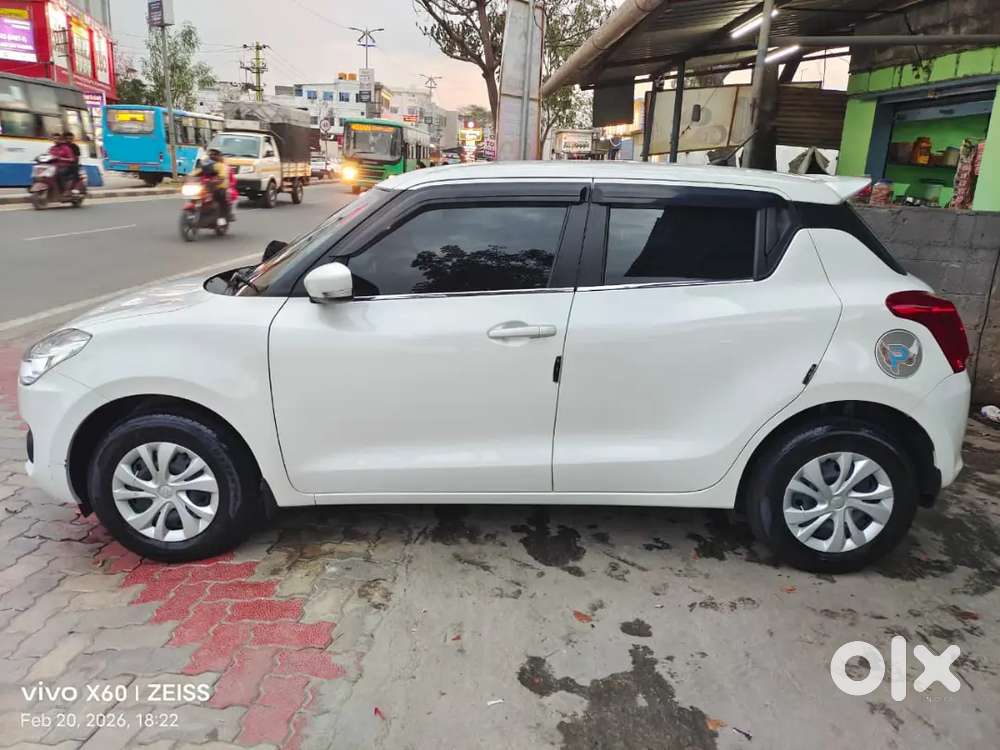 Maruti Suzuki Swift 2023 Model Petrol Vxi