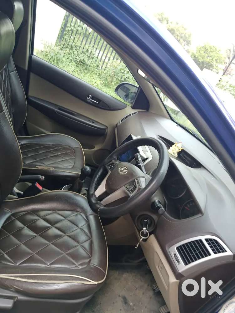Hyundai I20 Spotz 2011 Car