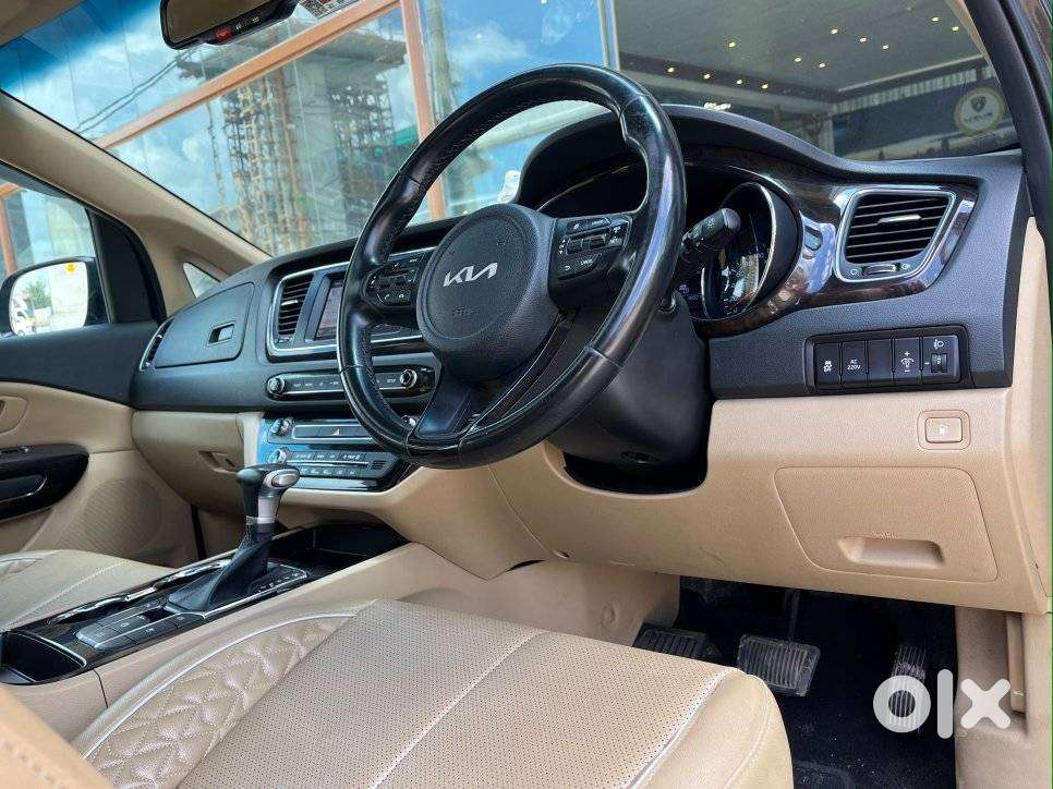 Kia Carnival Limousine Plus 7 Str, 2022, Diesel