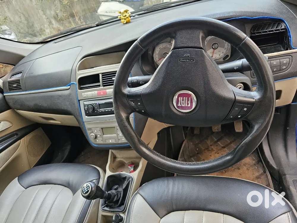Fiat Linea 2010 Petrol 135000 Km Driven