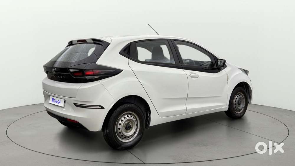 Tata Altroz Xe Petrol, 2023, Petrol