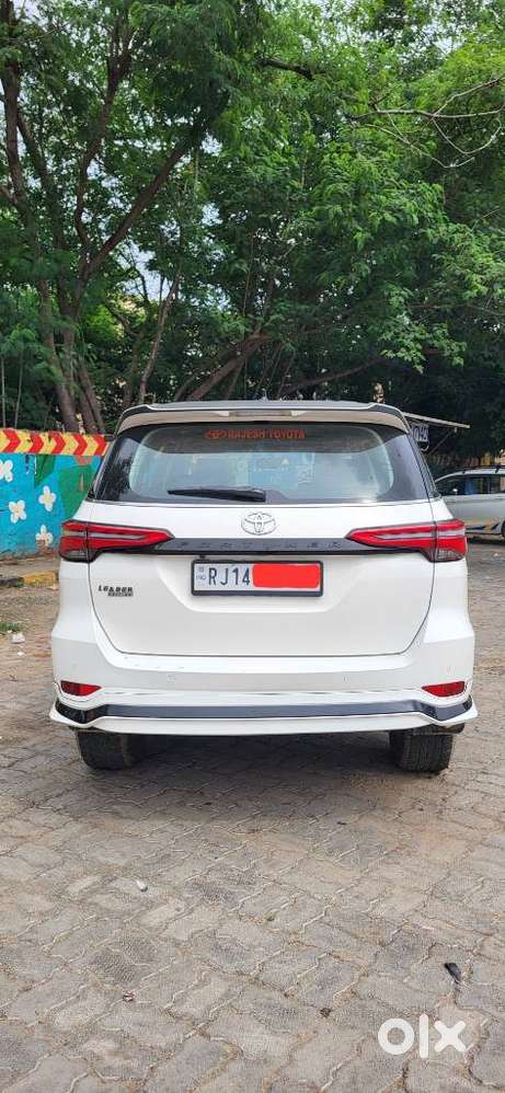 Toyota Fortuner Leader Edition (at), 2025, Diesel