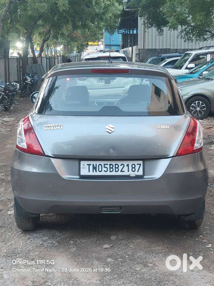 Maruti Suzuki Swift Lxi Optional-o, 2015, Petrol