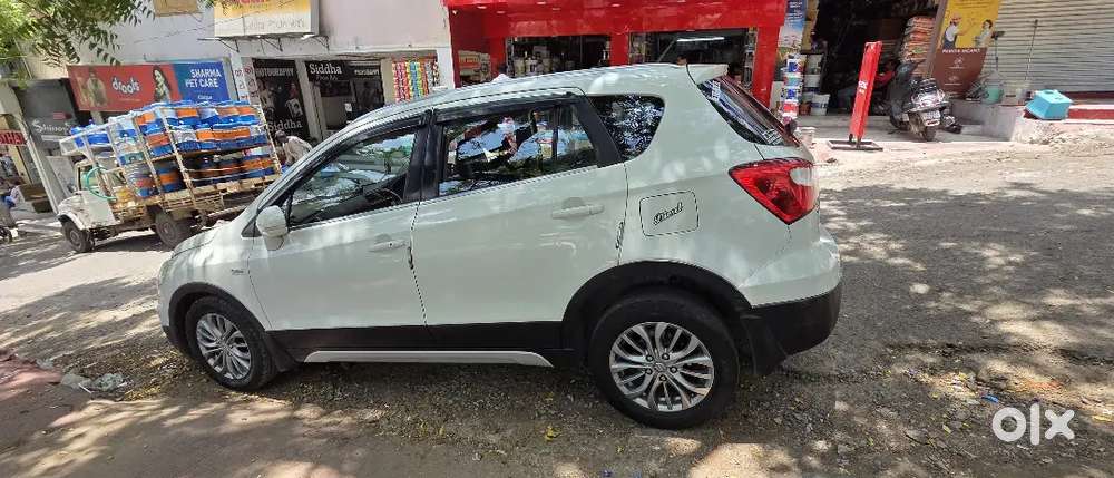 Maruti Suzuki S-cross 2017 Diesel Well Maintained